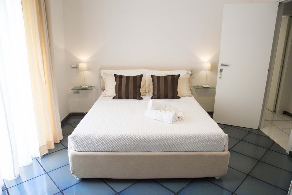 Dimora Salernum Apartment Salerno Zimmer foto